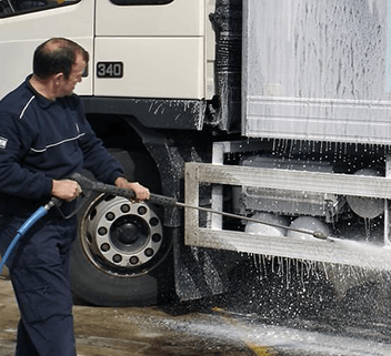 Truck fleet power washing Louisville